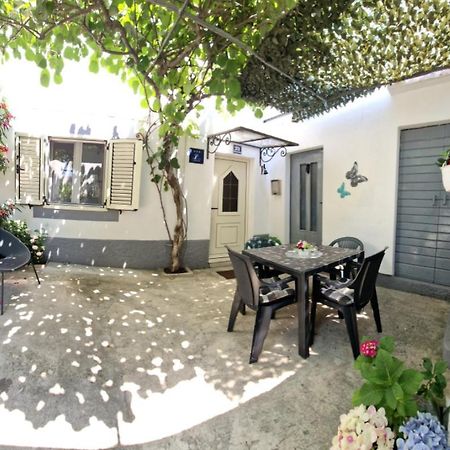 Apartman Perina Trogir Exterior foto
