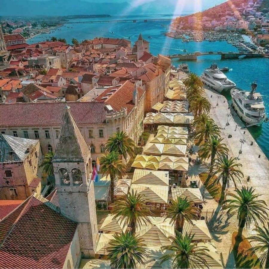 Apartman Perina Trogir Exterior foto